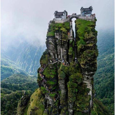 梵净山旅游攻略，探秘天空之城的仙境之旅